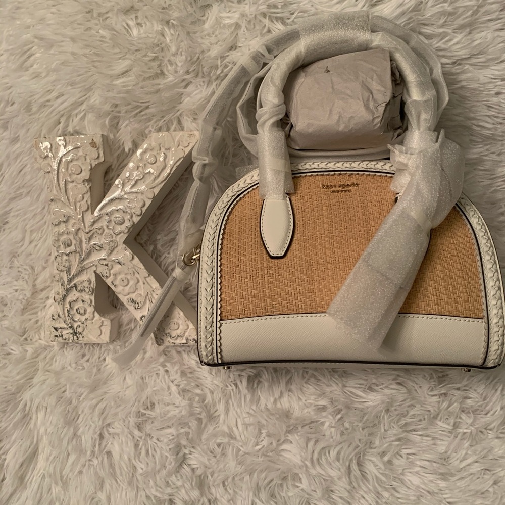 Sold!! Kate Spade ♠️ Medium leather straw satche - Picture 3 of 15